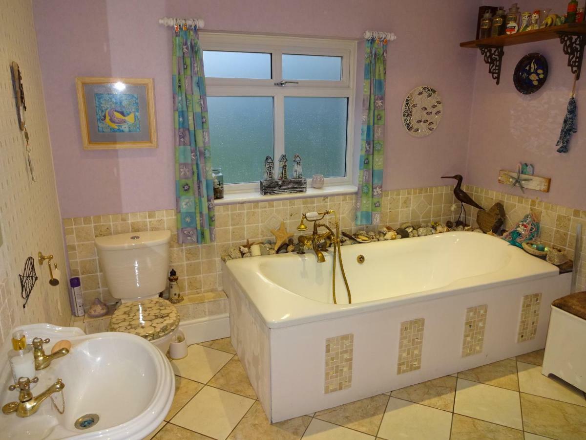Victorian Gate House Own Bathroom Solihull