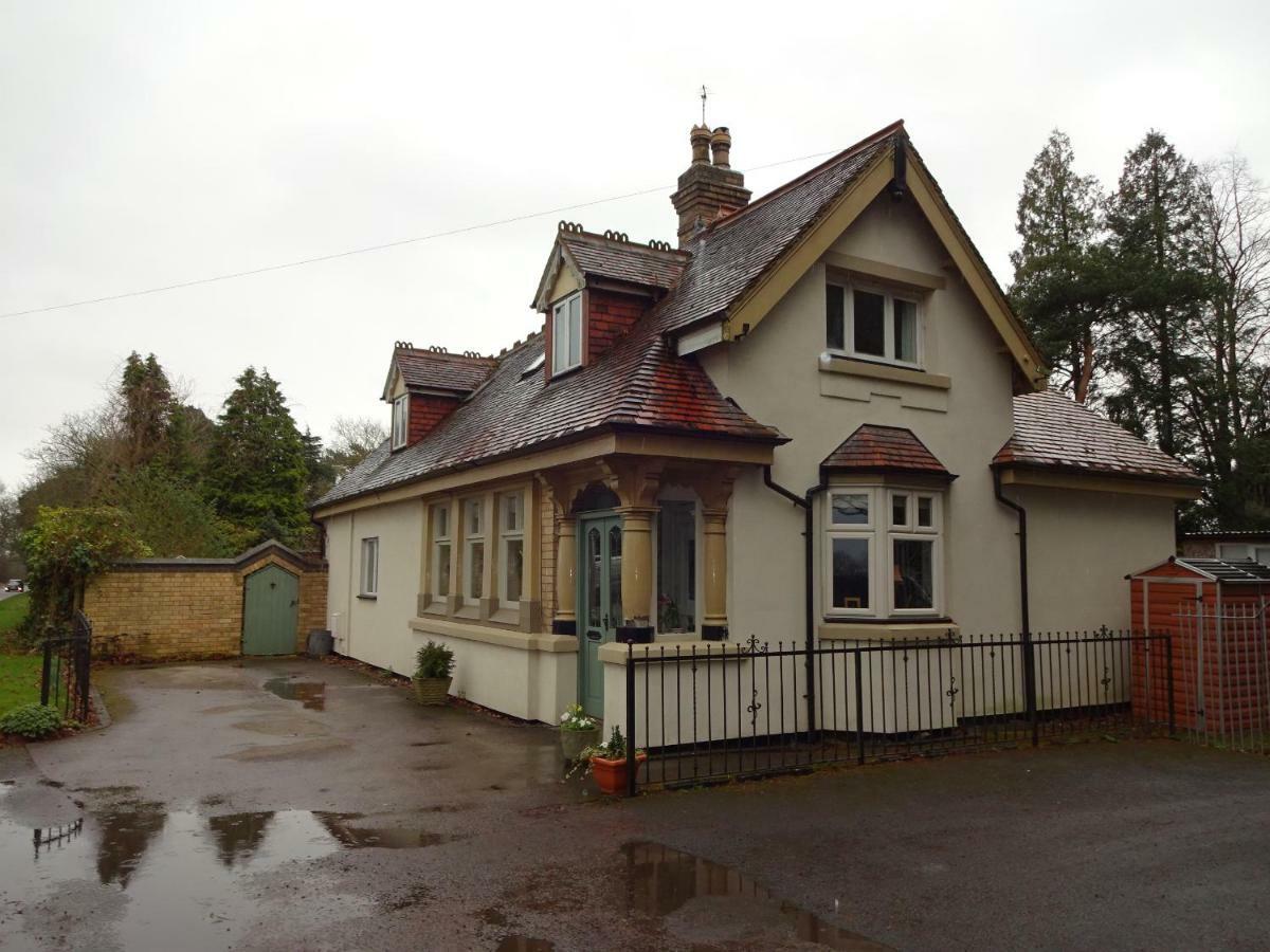 Homestay Victorian Gate House Own Bathroom Solihull